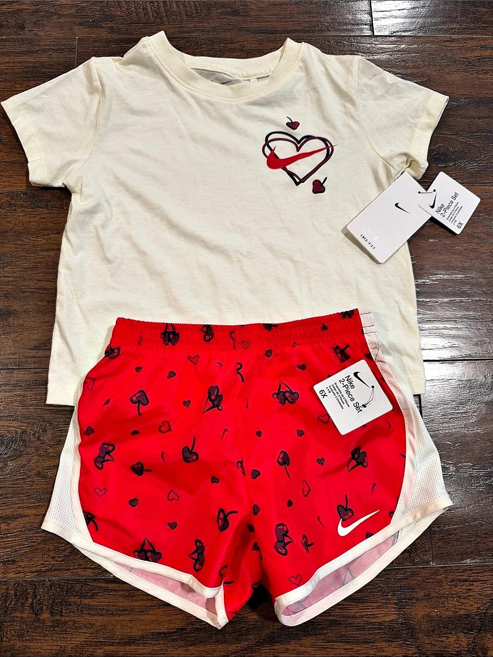 Nike Cherry Tempo 2-Piece Set Girls 6X Red & White Shirt & Shorts NEW Size 6x